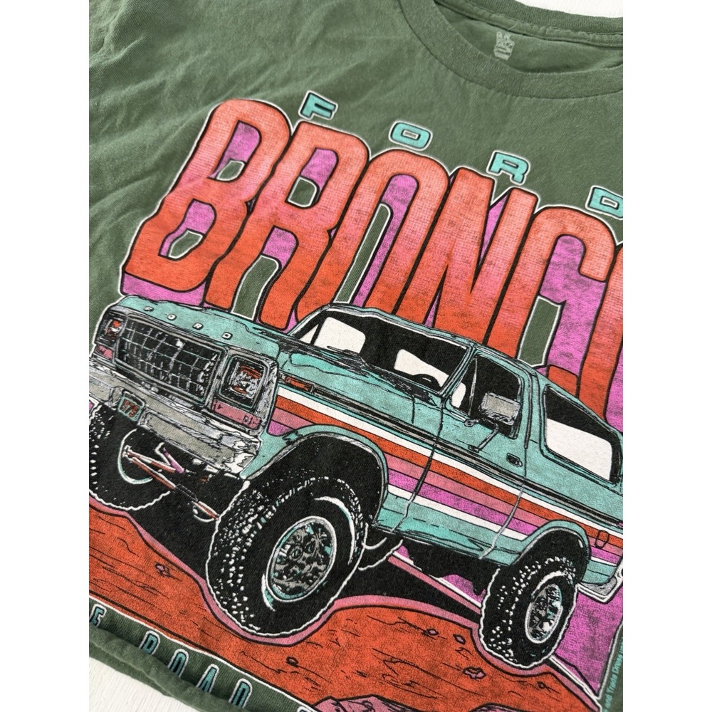 Junk Food Clothing Ford Bronco Off Road Ready Flea Market Women's M Crop Tee - Picture 7 of 16